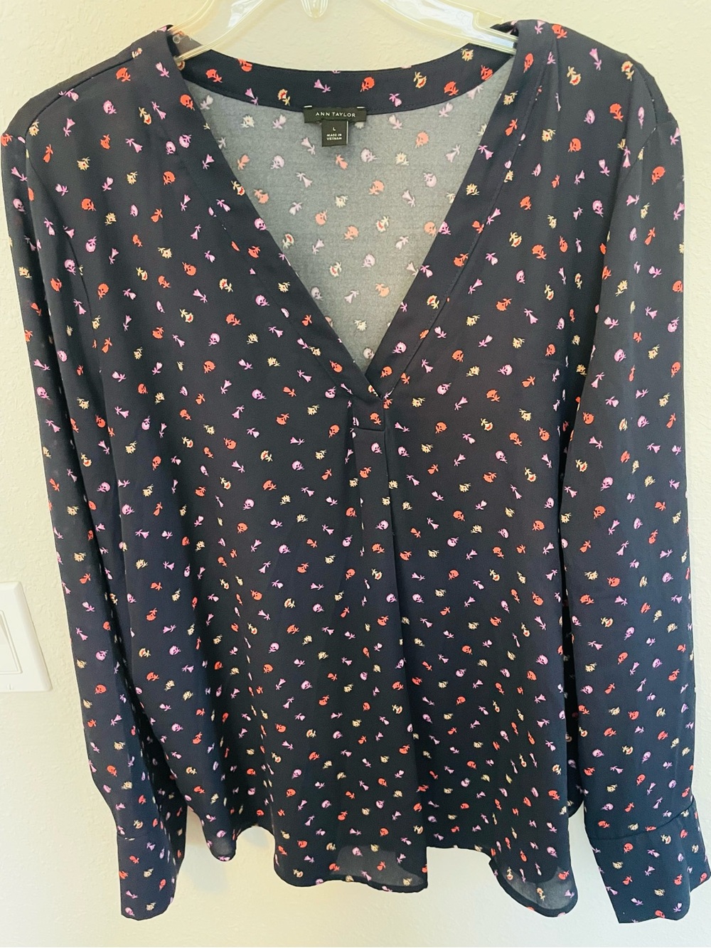 Ann Taylor Dark Navy Floral V-Neck Blouse with Pink & Coral Accents